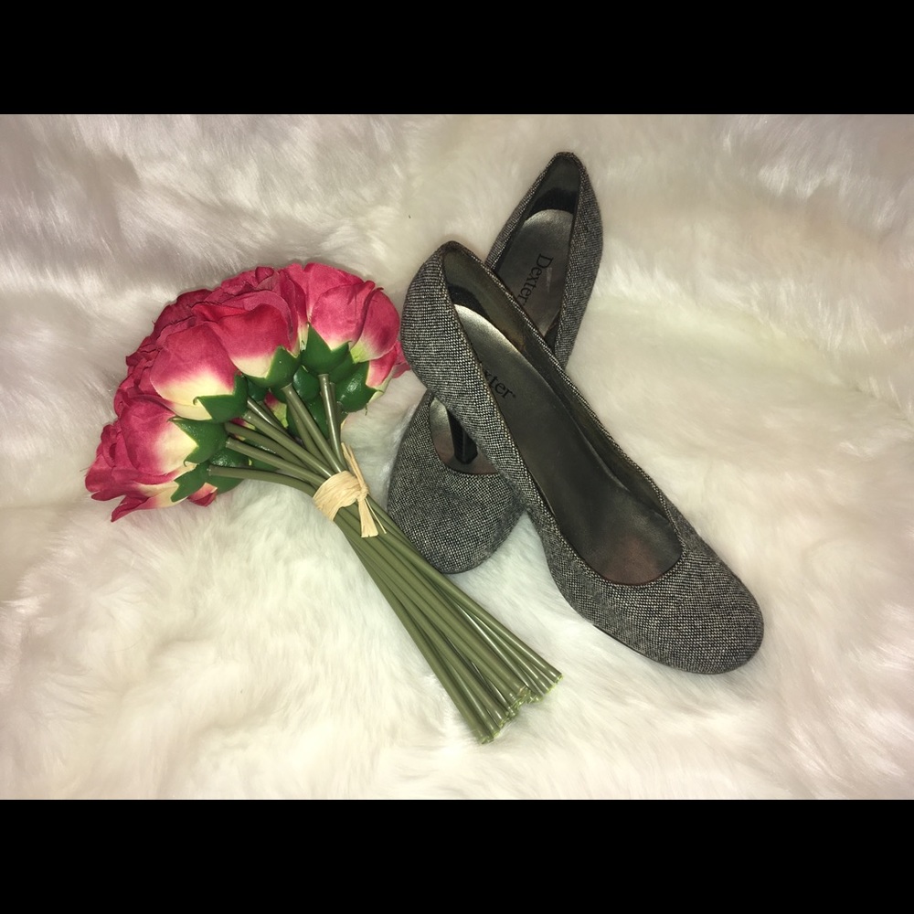 Gray Round Toe Pump